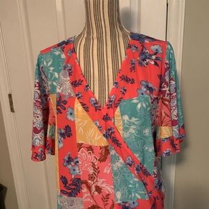 Ungee top. Pre-owned good condition top.